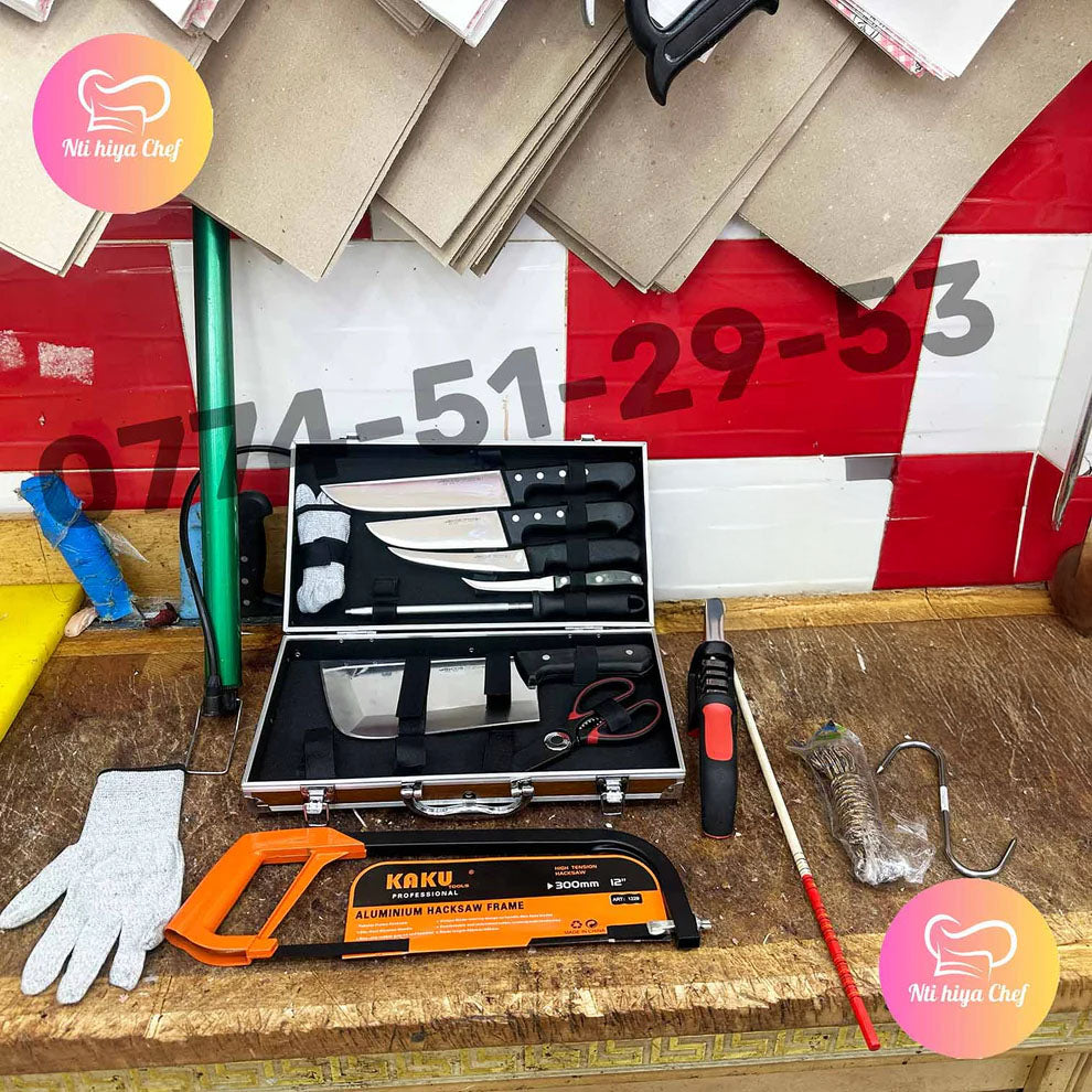 VALISE 8 PIECES PLASTIQUE 100% INOX + 7 CADEAUX (129)